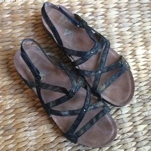 Dansko strappy sandals great condition